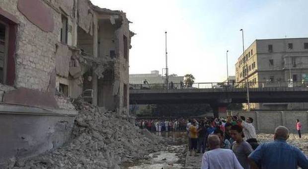 Egitto, autobomba al Consolato: tra i testimoni c'è un giornalista italiano
