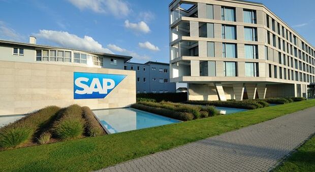 SAP vola in Borsa dopo revisione al rialzo dei ricavi per il 2021