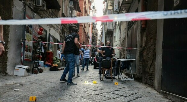 Agguato a Napoli, identificati quattro killer: due operai colpiti per errore