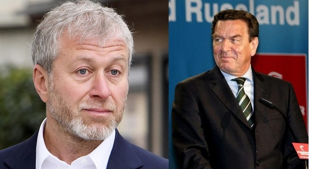 Ucraina, incontro segreto tra l'ex cancelliere tedesco Schroeder e Abramovich a Mosca: cosa sappiamo