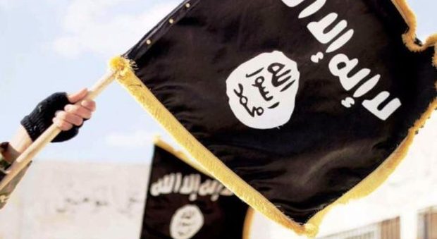 L'Isis in Italia, in carcere un marocchino: "Aspettava ordini per colpire". L'intercettazione choc con la sorella