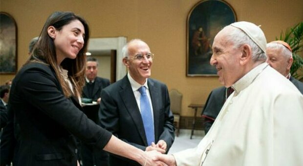 Irma Testa incontra Papa Francesco, poi allena i bimbi: «Io una di voi»