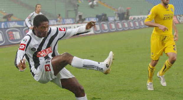 Asamoah Gyan ai tempi in cui giocava con l'Udinese
