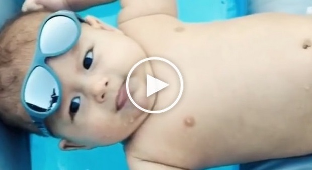 Il figlio di Phelps come il papà: in piscina a quattro mesi