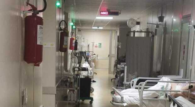 Ospedale Cardarelli sovraffollato