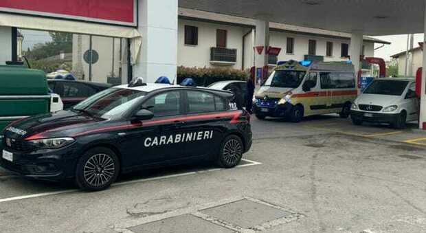 L'intervento dei carabinieri alla stazione di servizio di Spresiano