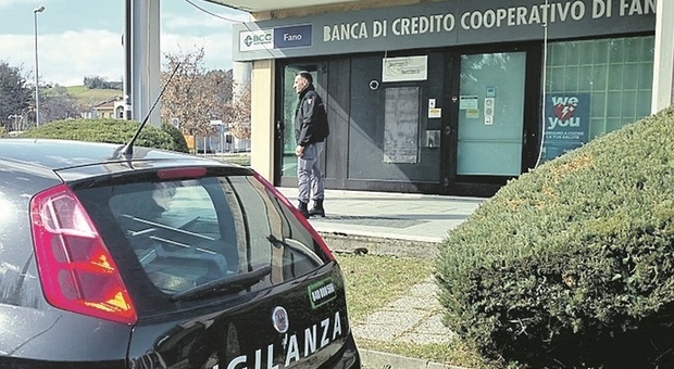 Due boati nella notte, assalto al bancomat a Fenile di Fano: ma i malviventi rimangono a mani vuote