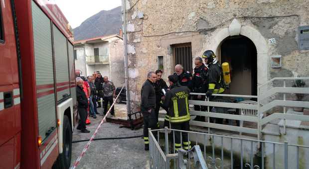 Frosinone, anziana cade davanti al camino e muore avvolta dalle fiamme Tragedia in Val di Comino