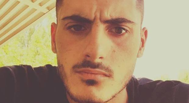 Vincenzo, ex calciatore del Ponzano, muore a 20 anni schiacciato da una lastra