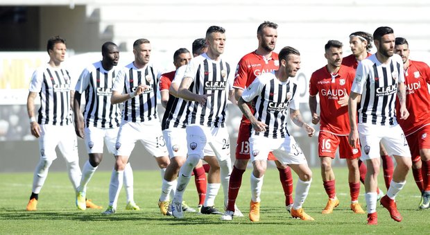 Ascoli sconfitto 3-0 a Foggia Una partita tutta da dimenticare