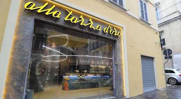 Ancona, ci saranno due bar "Alla tazza d'oro" I vecchi proprietari perdono il ricorso sul nome