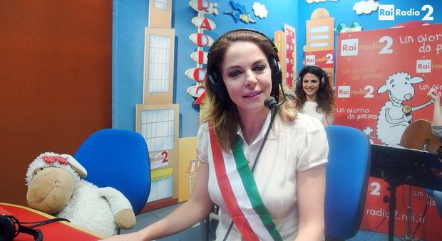 Claudia Gerini: «Mi piacerebbe fare il sindaco di Roma: ecco le prime cose che farei»