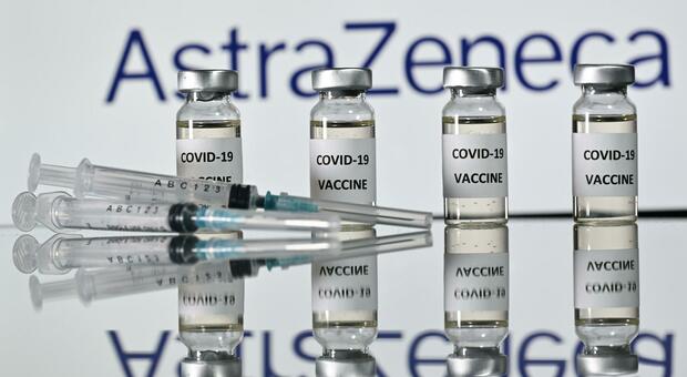 Vaccini Covid, l'Ue attacca AstraZeneca: «Rispetti gli impegni, si pubblichi il contratto»