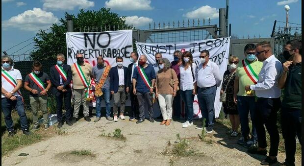 Protesta all'ex hub di Conetta: arrivano i sindaci padovani