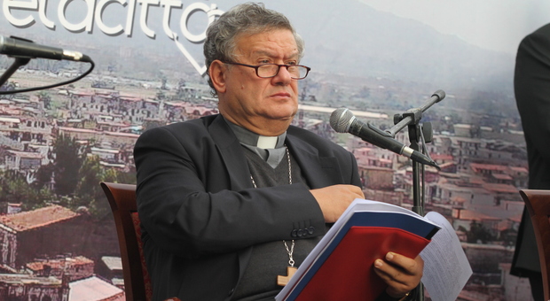 «Per amore del mio popolo, non tacerò», monsignore Antonio Di Donna: «Ora una nuova resistenza»