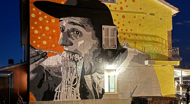 Narni, il nuovo murales è dedicato ad Alberto Sordi a vent'anni dalla morte del grande attore