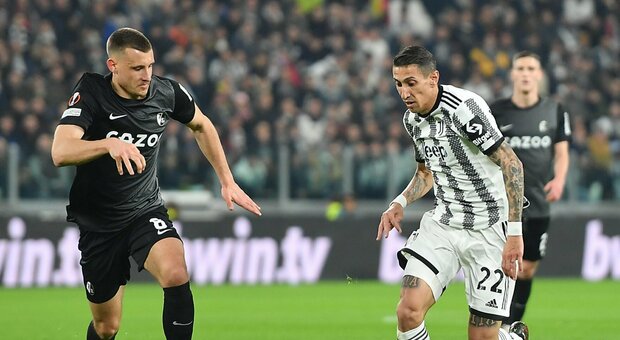 Juventus-Friburgo 1-0, Di Maria trascina i bianconeri alla vittoria negli ottavi di Europa League. Per Pogba tribuna punitiva, infortunio per Chiesa