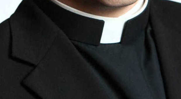 Abusa di una 13enne che voleva diventare suora: condannato il sacerdote ​Paolino Marchese