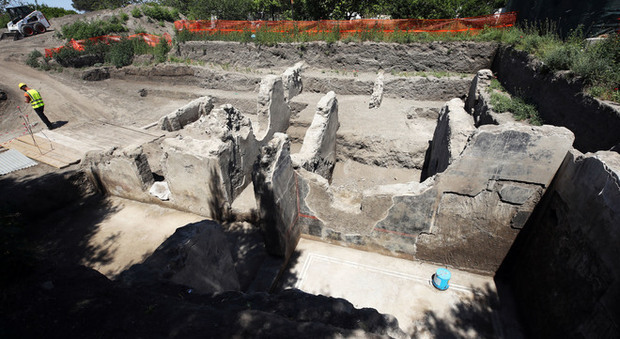 Pompei, scoperto tunnel verso una domus: l'ultima sfida dei tombaroli