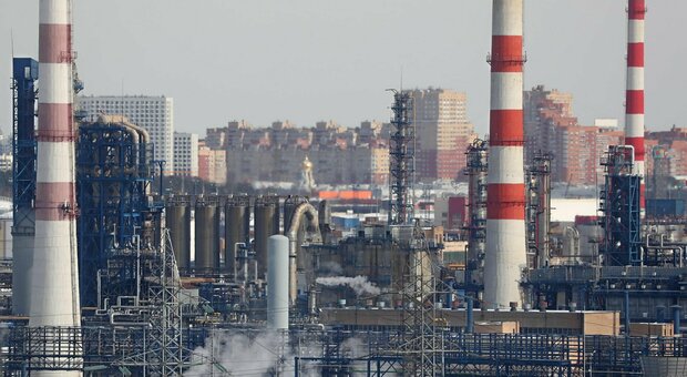 L'Europa divisa sul gas russo: veto tedesco sul blocco del metano, stop solo a petrolio e carbone