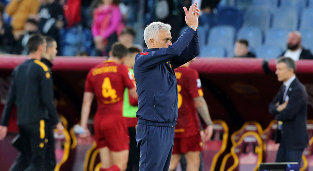 Roma, Champions League lontana: l'Europa League è l'ultima occasione. Dybala: «Tutti insieme più uniti che mai»