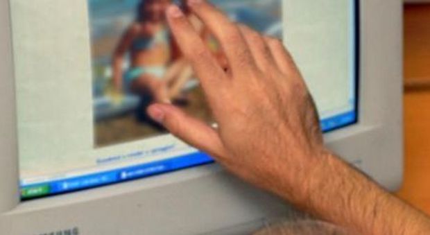 Pedopornografia, scoperti 131 siti: tra le foto anche neonati