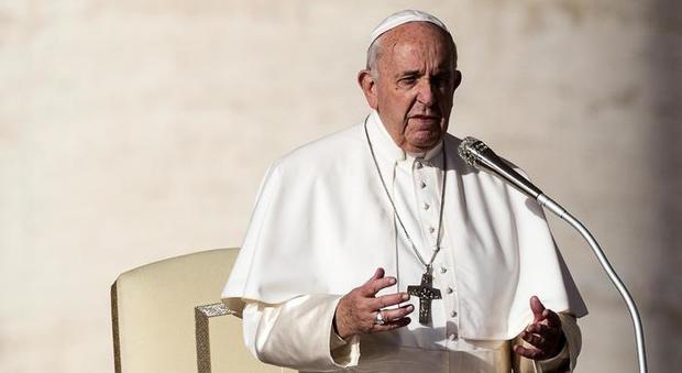 Il Papa festeggia il suo onomastico mandando respiratori in diversi ospedali