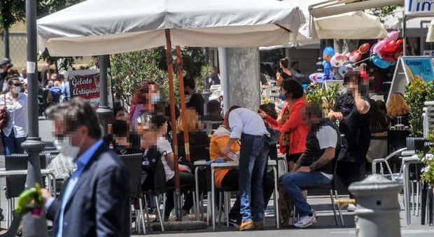 Dehors a Roma, mossa anti-crisi per bar e ristoranti: il suolo pubblico si potrà pagare a rate