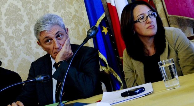 Primarie centrosinistra, Valeria Valente sfida Bassolino: «C'è bisogno di una svolta per Napoli»
