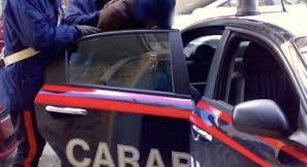 Roma, 18enne tenta di rubare un Rolex, inseguito e fermato da un carabiniere fuori servizio