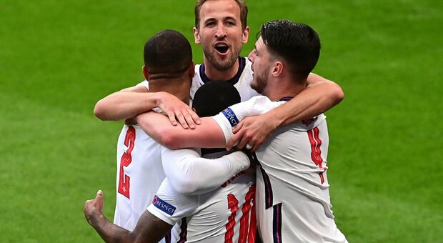 Repubblica Ceca-Inghilterra 0-1. Un gol di Sterling stende i cechi. Tre Leoni agli ottavi da primi nel girone