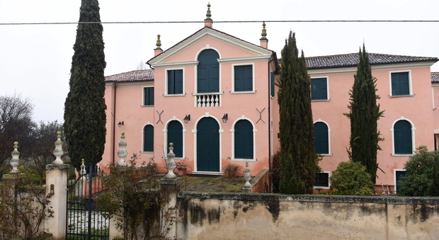 La villa confiscata all'ex governatore Galan apre le porte ai cittadini