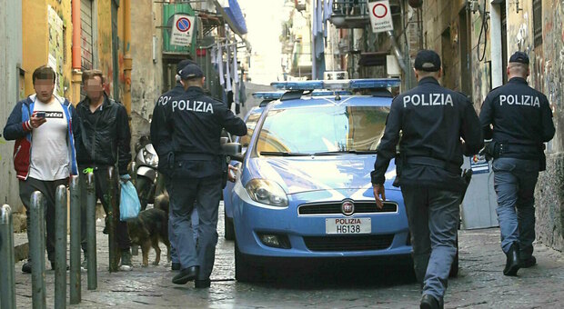 Polizia quartieri spagnoli