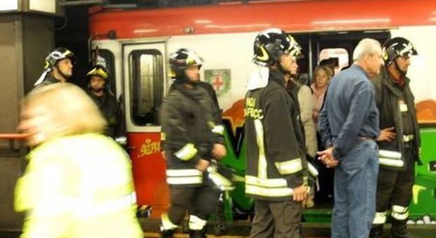 Milano, guasto alla metro, il treno frena senza motivo: quattro feriti
