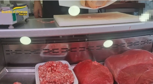 Misteriosa allergia alla carne rossa si diffonde negli Stati Uniti, l'allarme: «Può colpire milioni di persone»