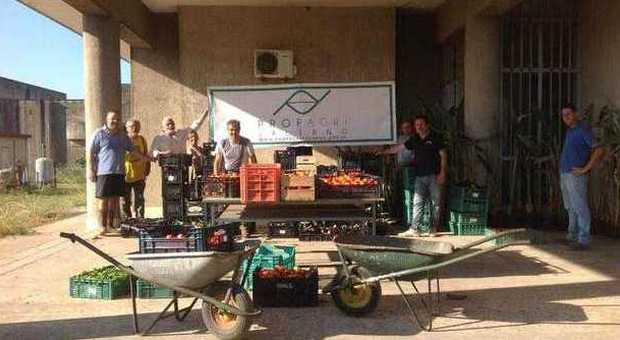 Scuola e solidarietà, a Salerno il raccolto dell'Agrario consegnato ai poveri