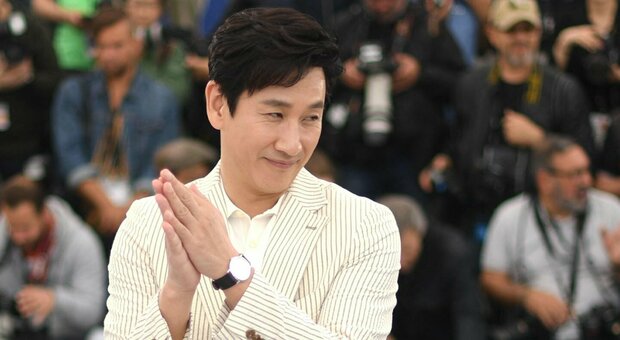 Lee Sun-kyun, chi era l'attore di “Parasite”: dal teatro al film da Oscar. Lascia moglie e due figli