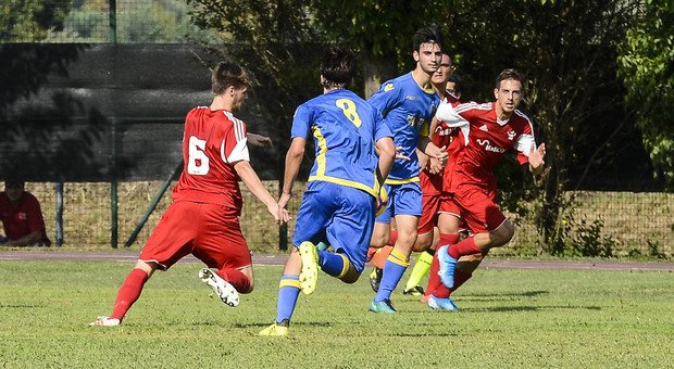 Una partita di calcio del Borgoricco Padova, maglia gialloblu (foto d'archivio)