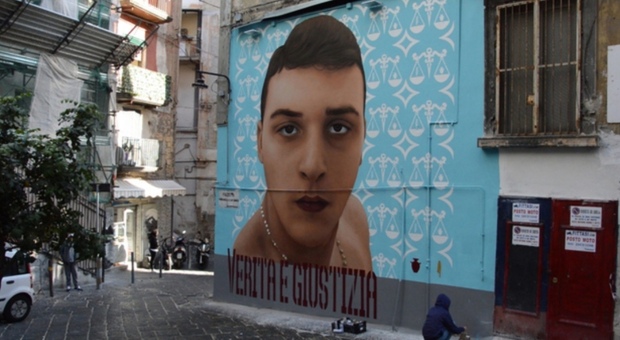 Murales Ugo Russo, cittadini e società civile contro la cancellazione: consegnata petizione al Comune di Napoli
