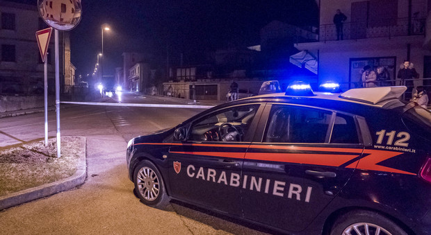 Ladri scatenati, stanno per svaligiare ma scatta la trappola dei carabinieri