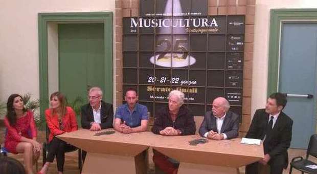 Musicultura, vince Francani l'operaio-cantautore