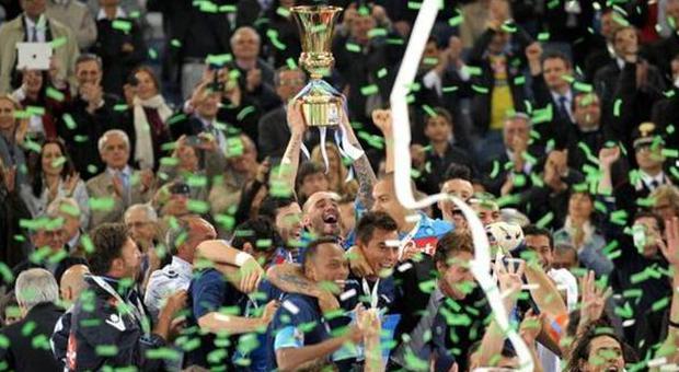 Cavani e Hamsik stendono la Juventus 25 anni dopo la Coppa Italia è azzurra Le immagini del trionfo-I video della festa