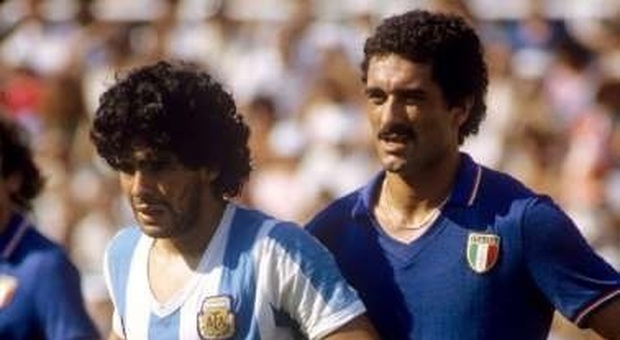 Gentile ricorda Maradona: «Nell'82 mi diede del picchiatore, non accettò sconfitta. Resta il più grande di tutti»
