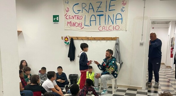Morris Sarra, l'attore di "Suburraeterna" incontra i ragazzi del centro minori di Latina