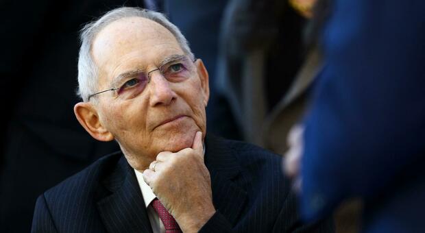 Wolfgang Schauble, morto l'ex ministro delle finanze tedesco: è stato volto dell'austerity della Germania