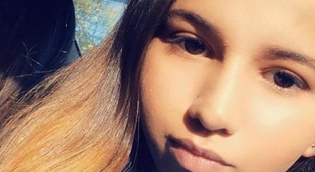 Ragazza suicida a 14 anni, messaggio choc sui social: «Così i bulli si fermeranno»