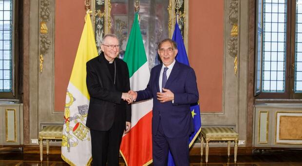 il cardinale Pietro Parolin e il presidente del Senato La Russa