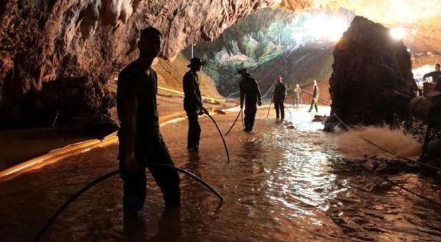 Thailandia: «Sui ragazzi intrappolati nella grotta ha vegliato lo spirito di una principessa suicida»