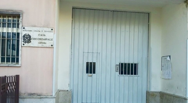 Braccio del carcere di Cassino inagibile, detenuti trasferiti: gli avvocati incalzano