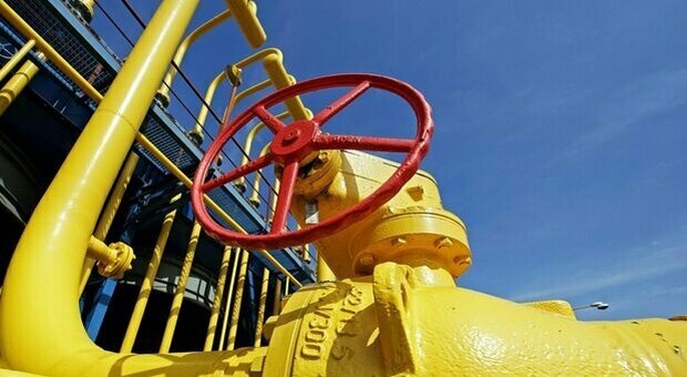 «Gazprom ricatta l’Europa, non alza le forniture di gas»: l’accusa di oltre 40 eurodeputati